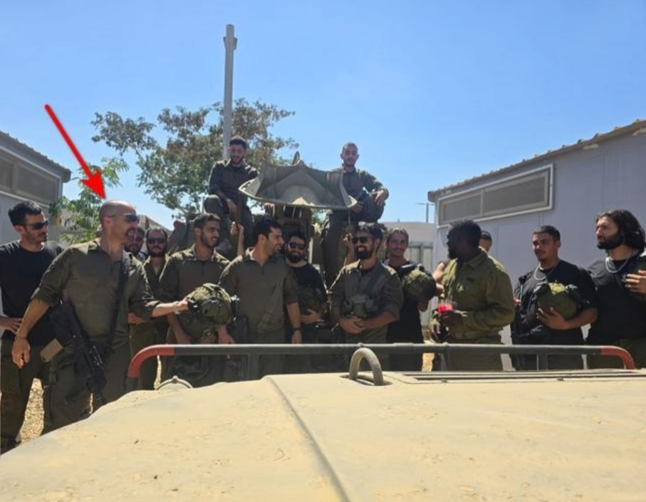Itamar (marked with arrow) among fellow IDF soldiers